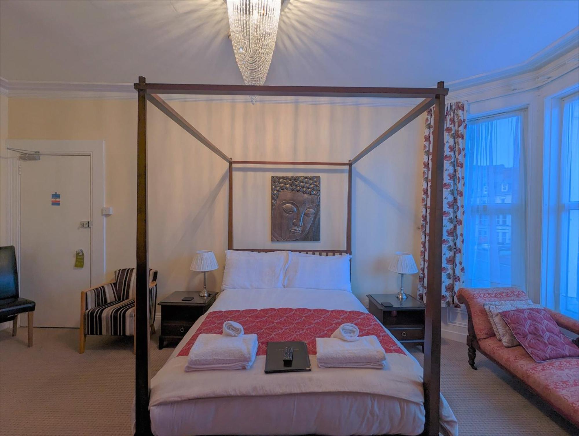 ランディドノー The Senarth Bed & Breakfast エクステリア 写真