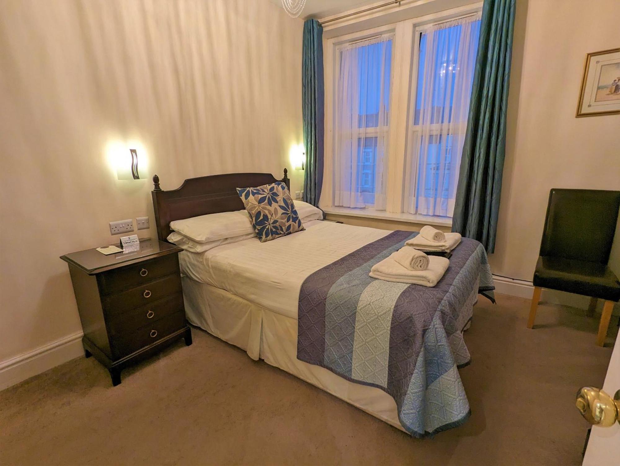 ランディドノー The Senarth Bed & Breakfast エクステリア 写真