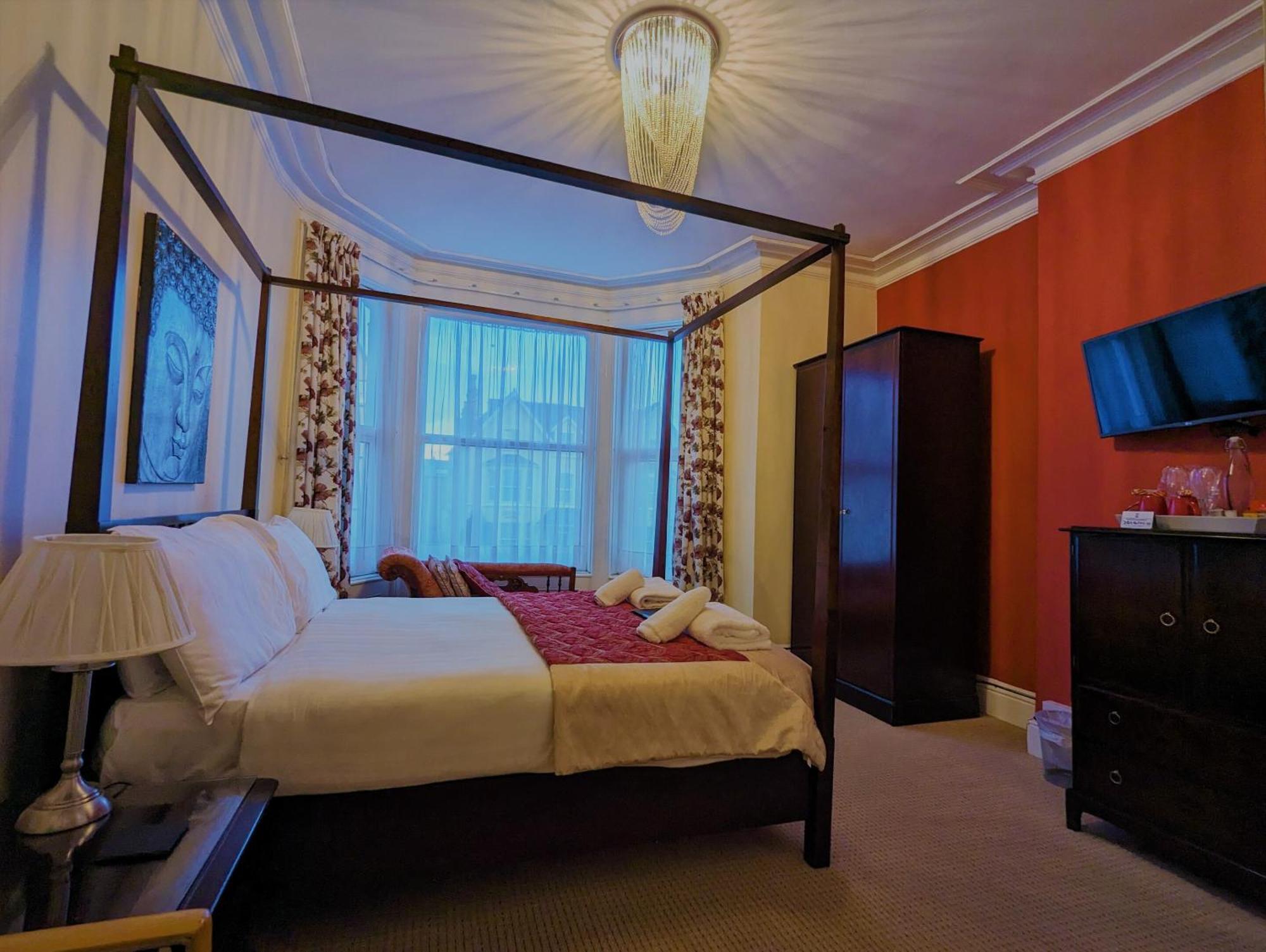 ランディドノー The Senarth Bed & Breakfast エクステリア 写真